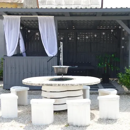 Veronika Vendeghaz Apartment Muraratka